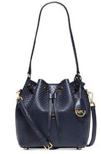 michael kors mk signature greenwich medium bucket